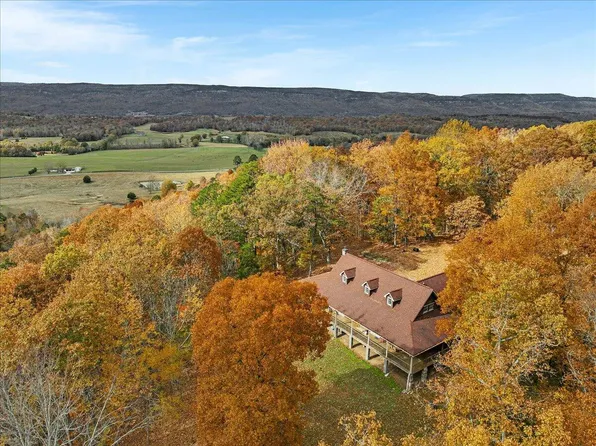 304 Sweatt Rd, Dunlap, TN 37327