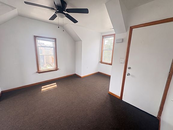3rd image of 2906 W McLean Ave #3