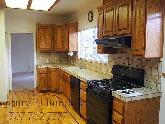 3rd image of 516 Buena Vista Dr