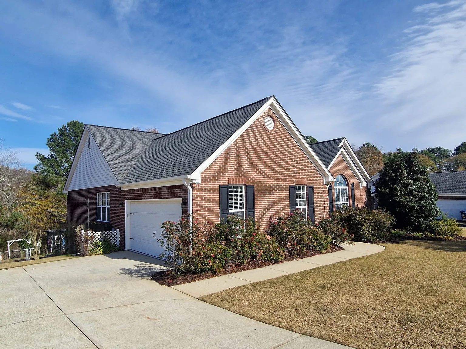 627 Teal Dr — Photo 2