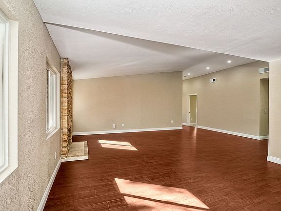 5th image of 11527 Mesa Madera Ct