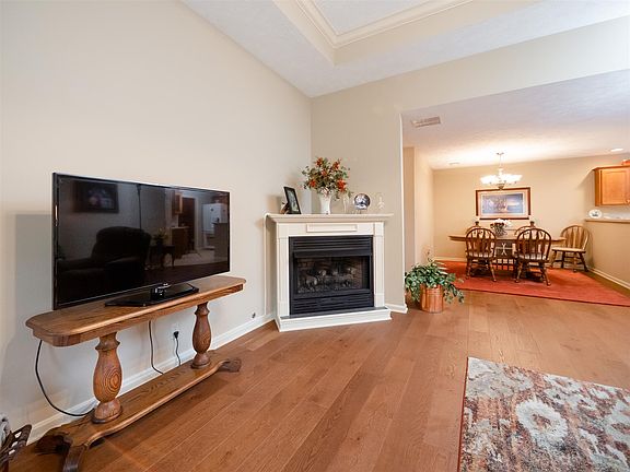 5th image of 8271 Wyntree Villas Dr