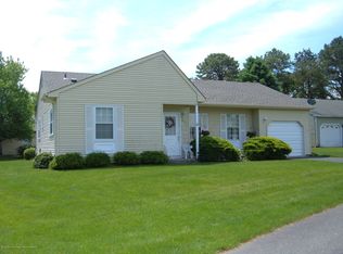 45 Easton Dr #61, Whiting, NJ 08759