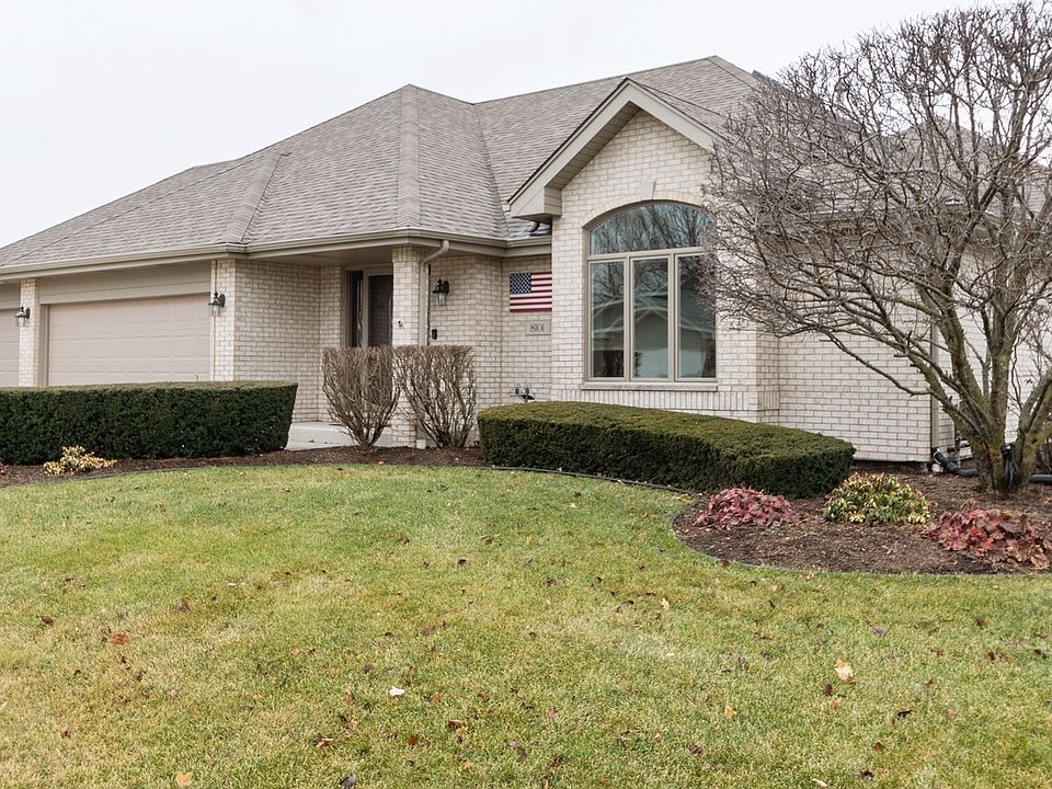 1st image of 8101 Edgebrook Ln