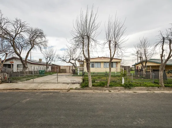9631 Garden Drive, Hanford, CA 93230