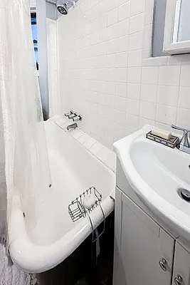 Rented by Corcoran | media 5