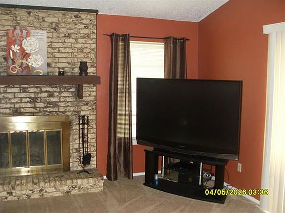 5th image of 1201 Granada Ln