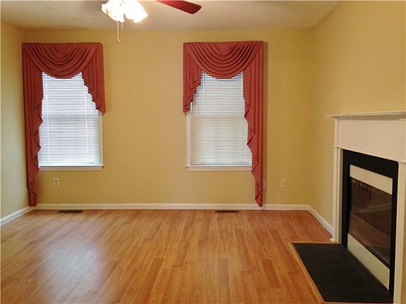 Spacious Living Room