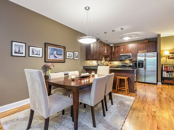 5th image of 4616 N Kenmore Ave APT 202