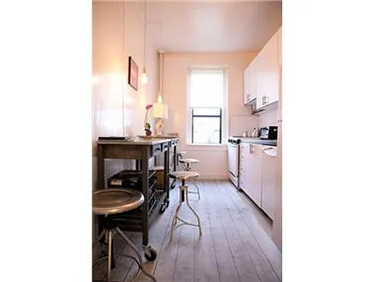 Rented by Douglas Elliman | media 7