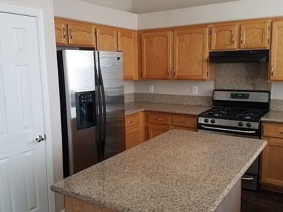 5th image of 8061 S Yellow Daisy Ave