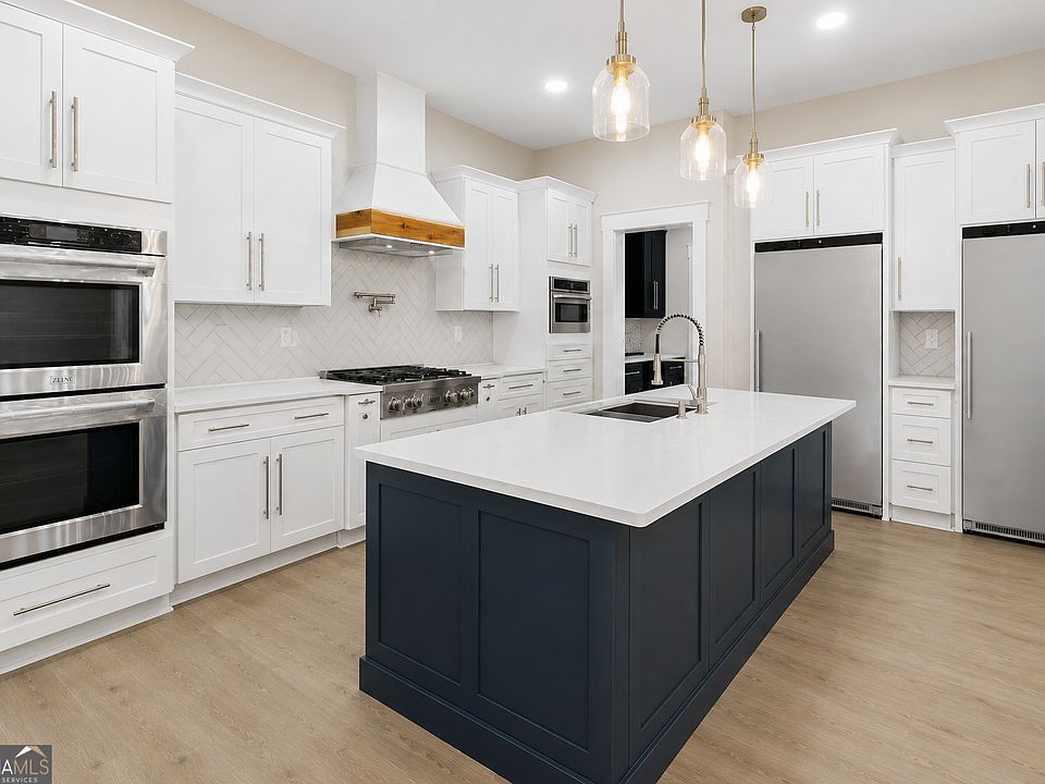 2nd image of 20 Jackson Ridge Dr