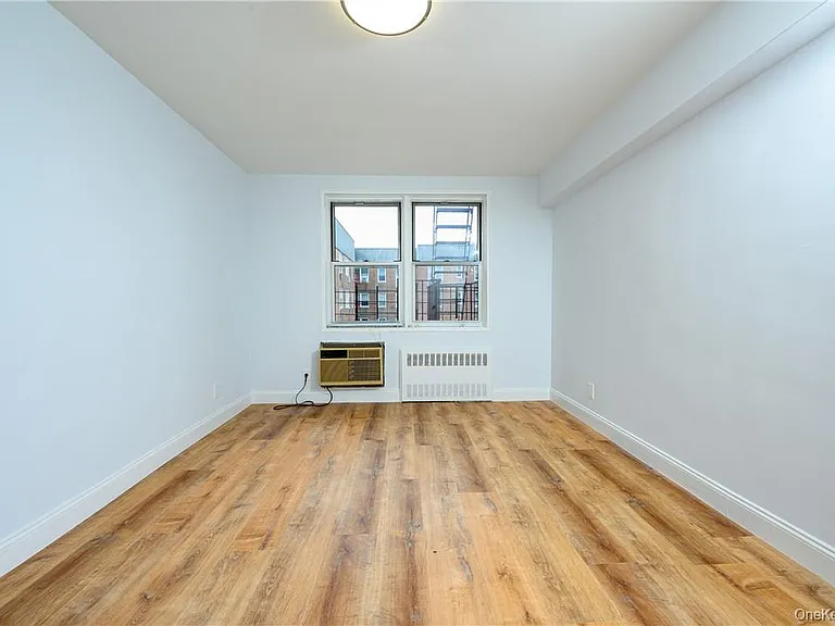 3 Sadore Ln #6M — Photo 12
