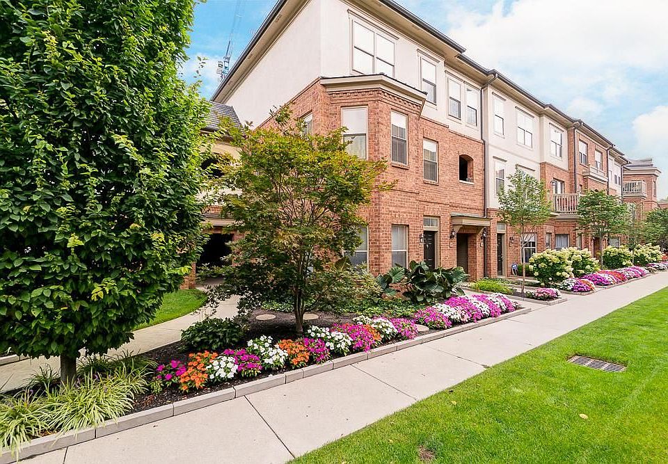 1st image of 34 Victorian Way