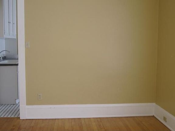 4th image of 3011 W McKinley Blvd