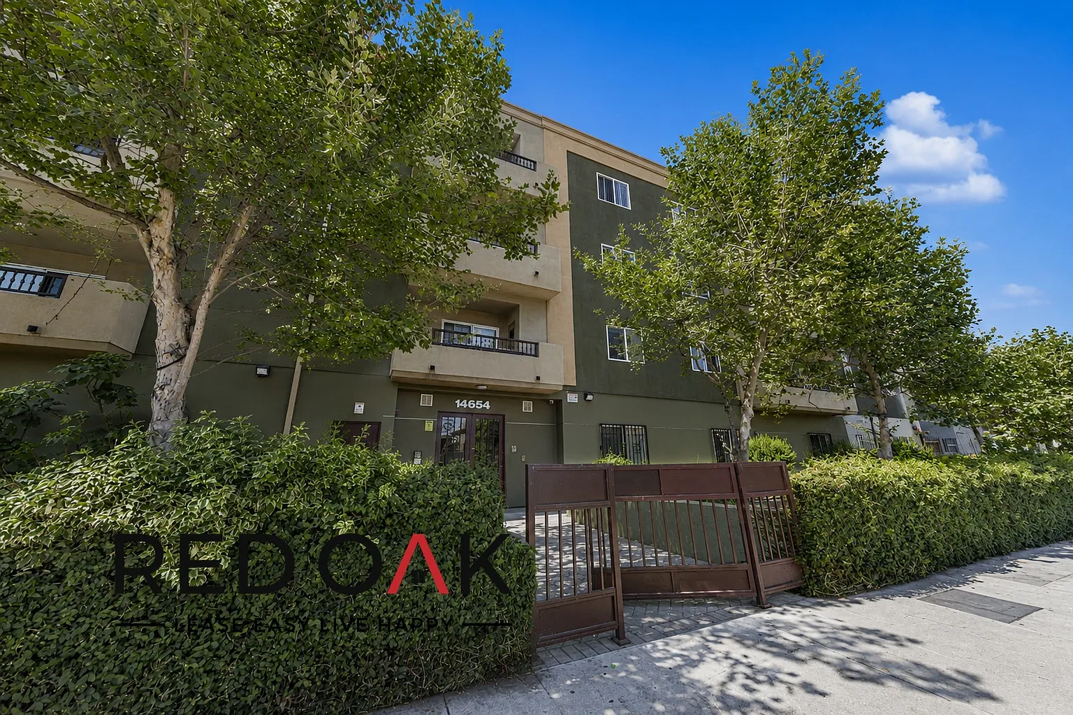 Yaya Nordhoff Apartments — Photo 1