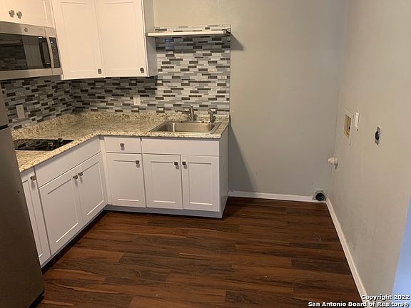 5th image of 1027 King Ave #3