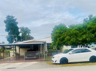 6831 SW 2nd St, Miami, FL 33144