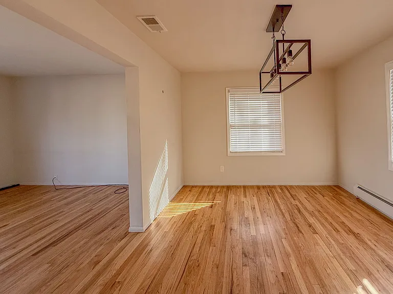 2710 Pendleton Dr — Photo 17