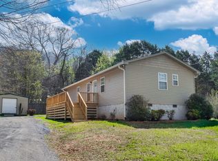 43 5th Ave, Valley Head, AL 35989