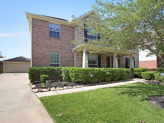 2nd image of 15118 Blue Thistle Dr