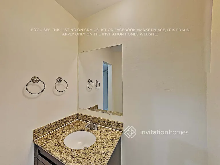 6433 NW 21st Ct — Photo 14