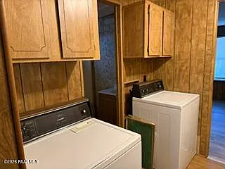 158 W Navajo Dr — Photo 10