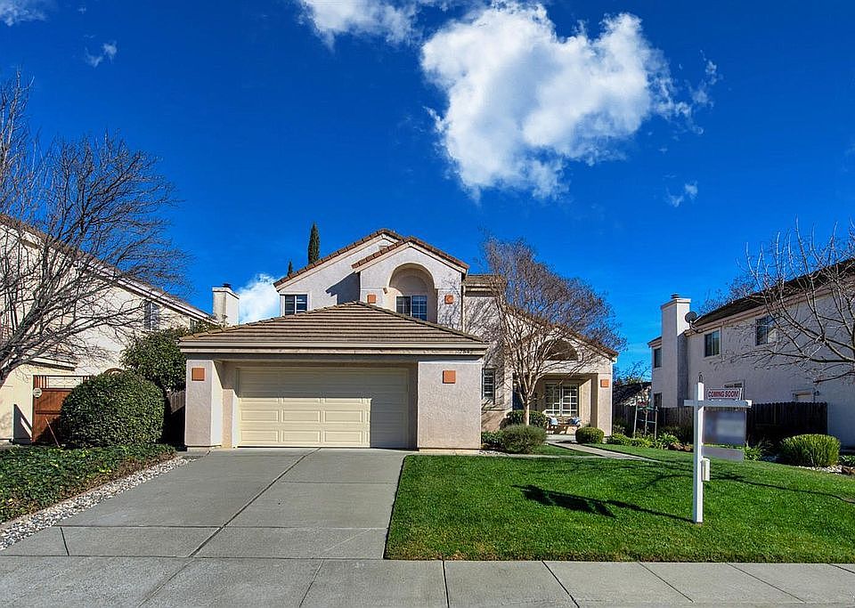 2842 Conifer Dr