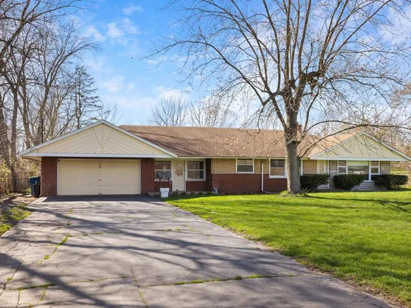 22820 State St, Steger, IL 60475