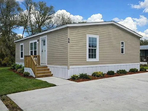 11211 E Bay Rd Photo 1