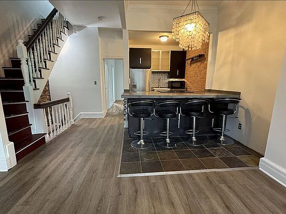 3rd image of 285.5 Hudson Ave #3