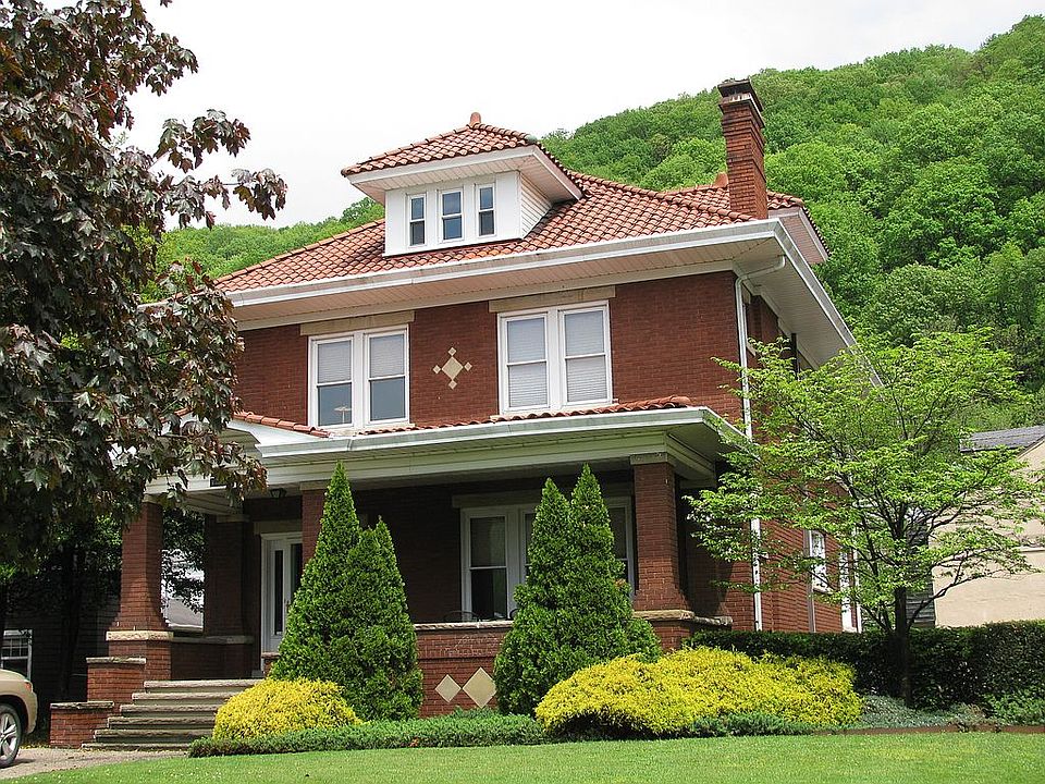 1st image of 2506 Kanawha Blvd E