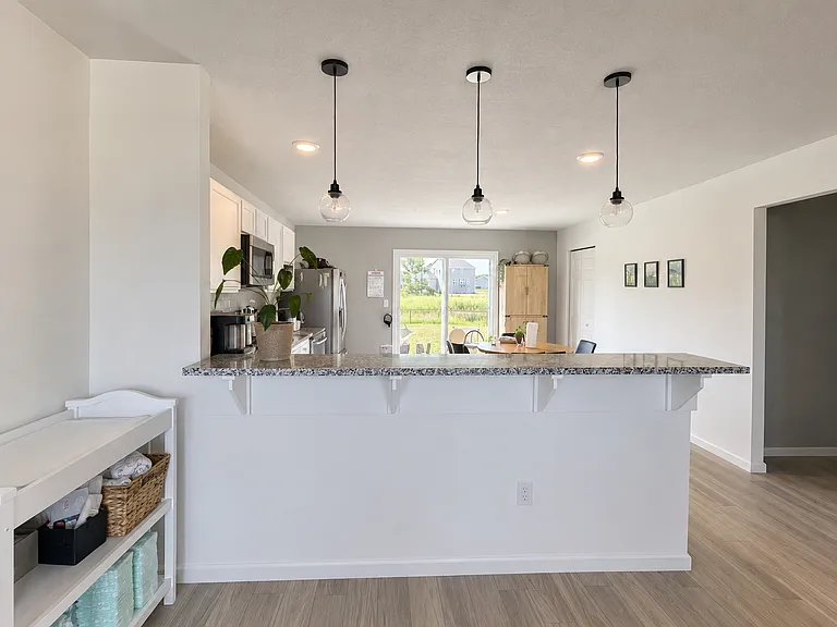 2050 Orlov Dr — Photo 7