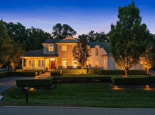 25066 Canterbury Rd, Franklin, MI 48025