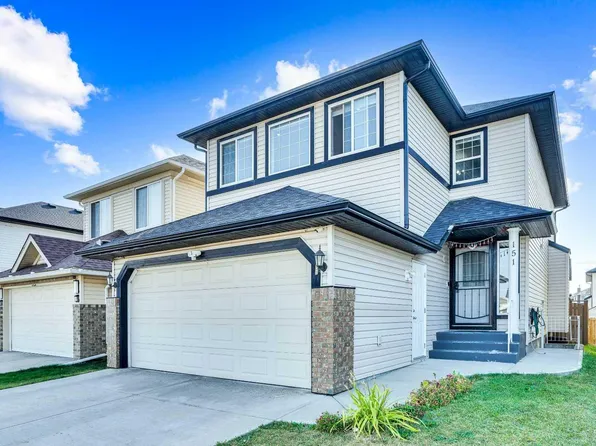 151 Saddlehorn Close NE, Calgary, AB T3J 5C6