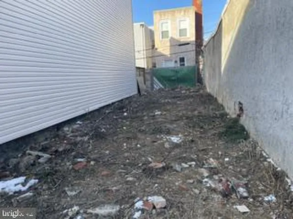 2303 Greenwich St, Philadelphia, PA 19146