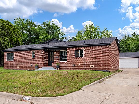 2nd image of 2304 Annabelle Ln