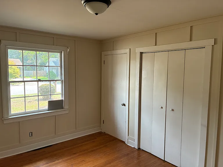 2211 Imperial Ave E — Photo 5