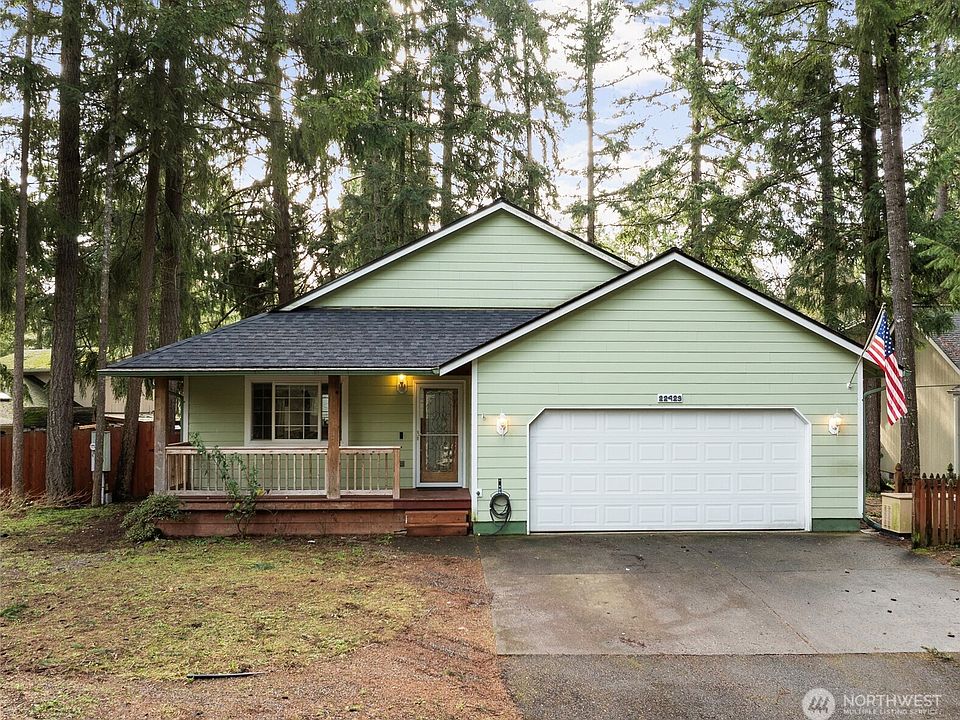 1st image of 22429 Clearview Court SE