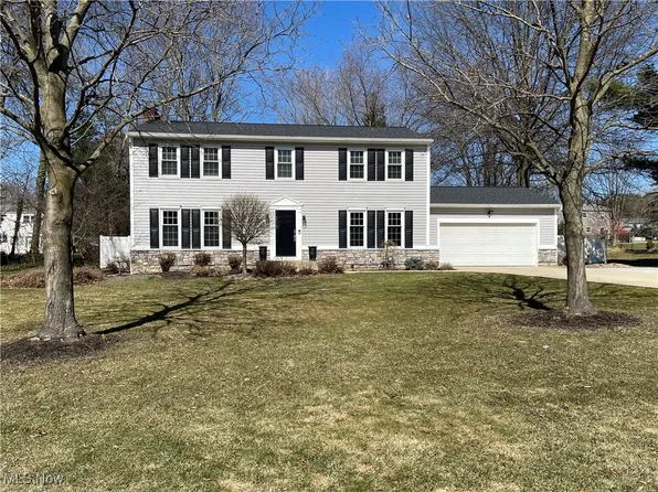 1521 Callander Dr, Hudson, OH 44236