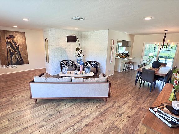 5th image of 2411 NW 31st St