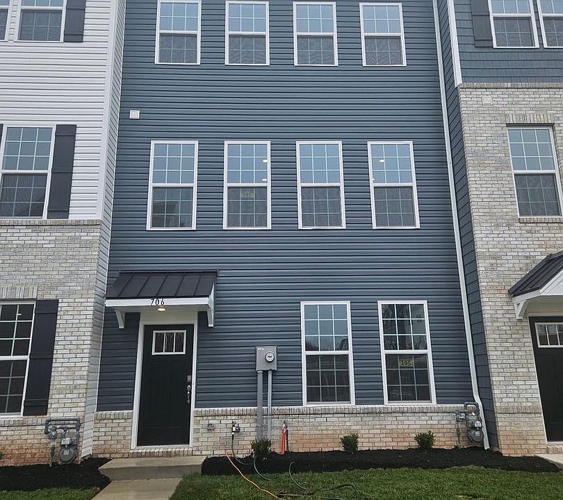 1st image of 706 Ore St