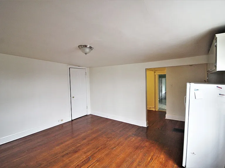 1619 Park Ave — Photo 14