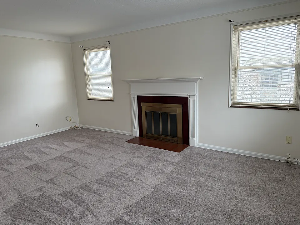 Decorative Fireplace in the living room