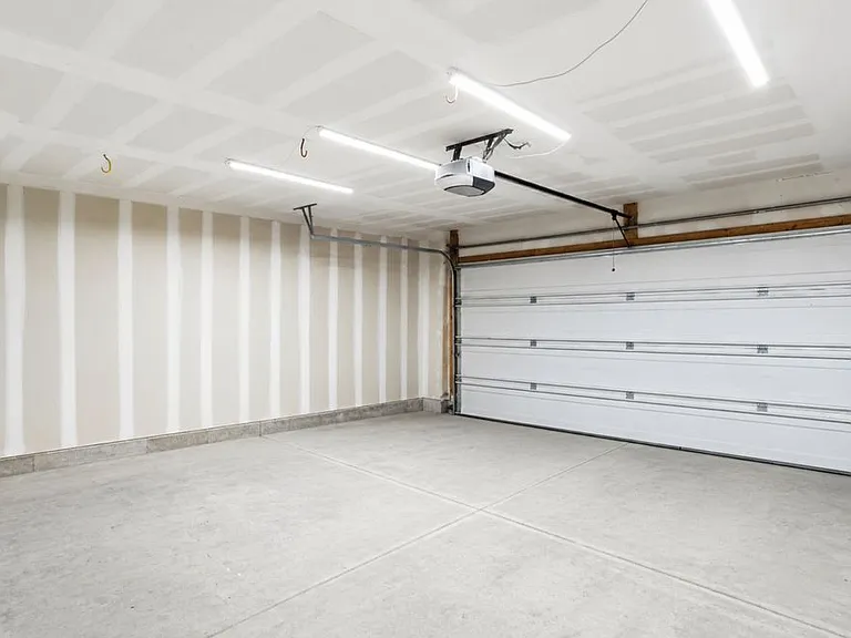 208 Gatewood Clf — Photo 36
