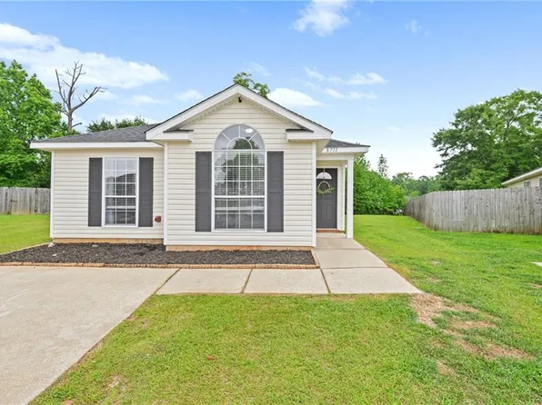 8711 Londonderry Ct, Mobile, AL 36695