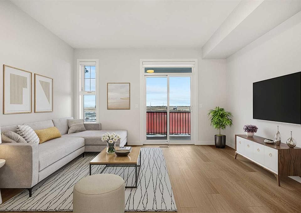 1st image of 285 W Chelsea Ct #54