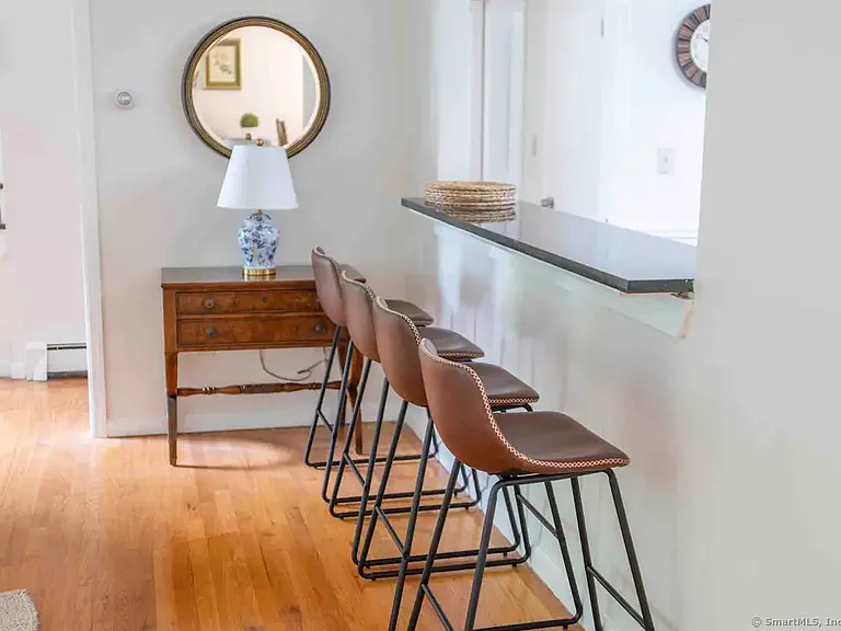 5 Hollow Spring Rd — Photo 16