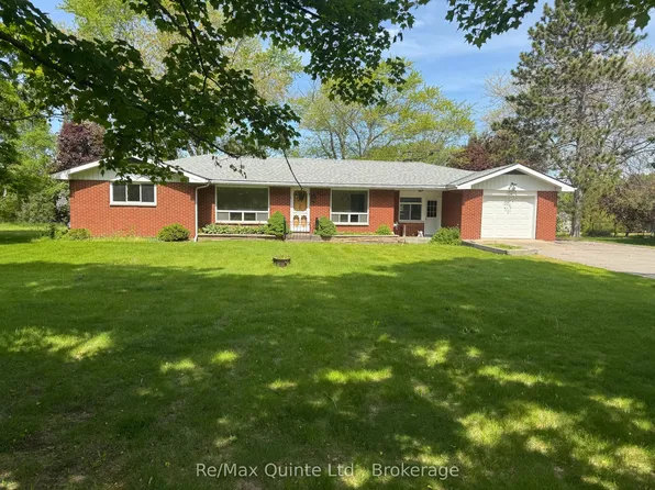 1462 County Road 12, Prince Edward County, ON K0K 2T0