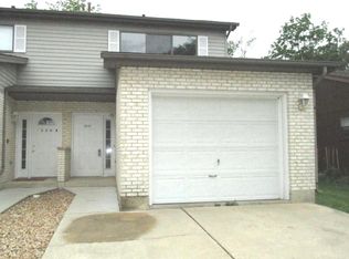 324 Brookdale Dr APT C, Bloomingdale, IL 60108